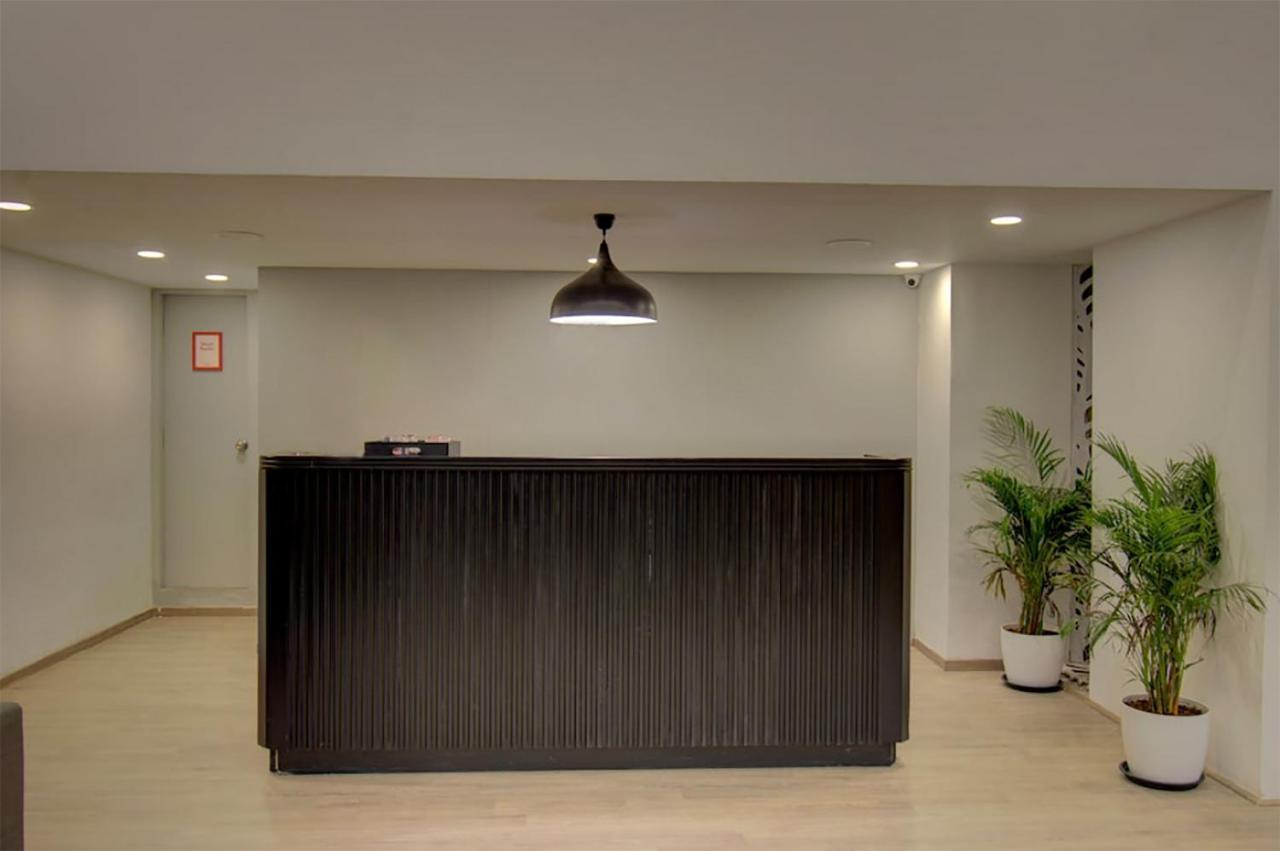 Shagun Hotel Vadodara Kültér fotó